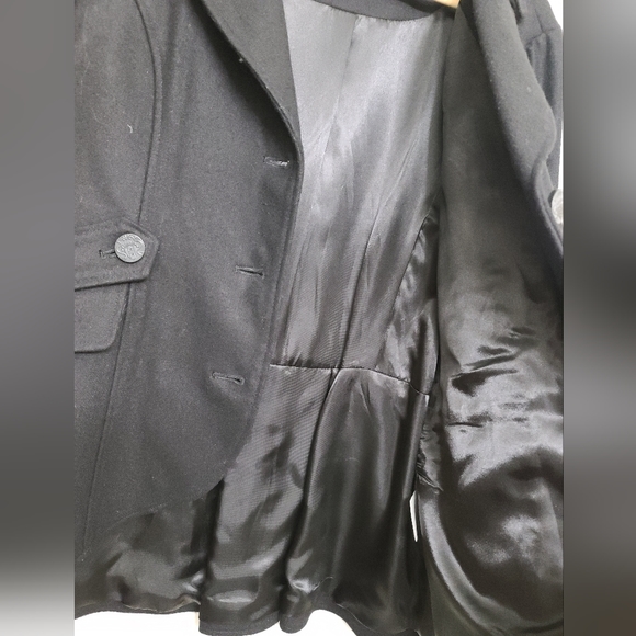 Equestrian Style Coat - Picture 6 of 7